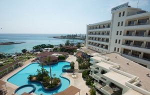 5* Capo Bay Hotel is hiring!