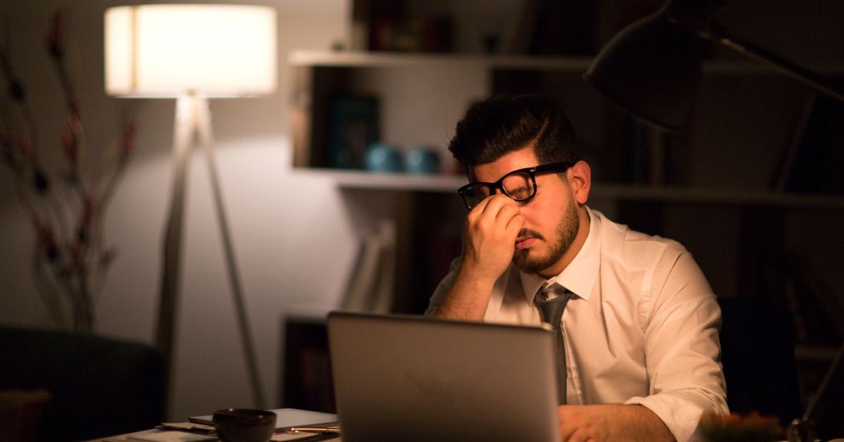 Quiet Quitting: Τι είναι η «Σιωπηλή Παραίτηση» στη δουλειά